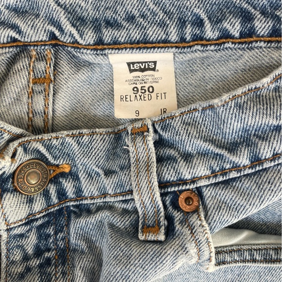 Vintage Levi’s 1990s 950s Highwaisted Denim Jean Shorts 37952 Juniors 9 - Picture 4 of 7